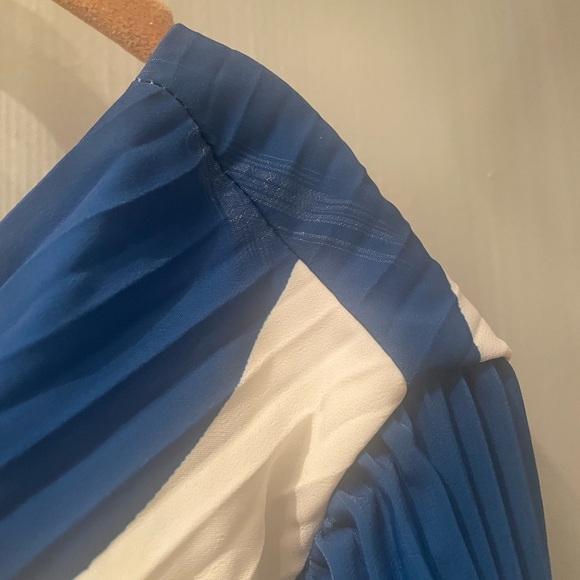 - MILLY Linden pleated one shoulder dress- size 0 $395 - Picture 15 of 16